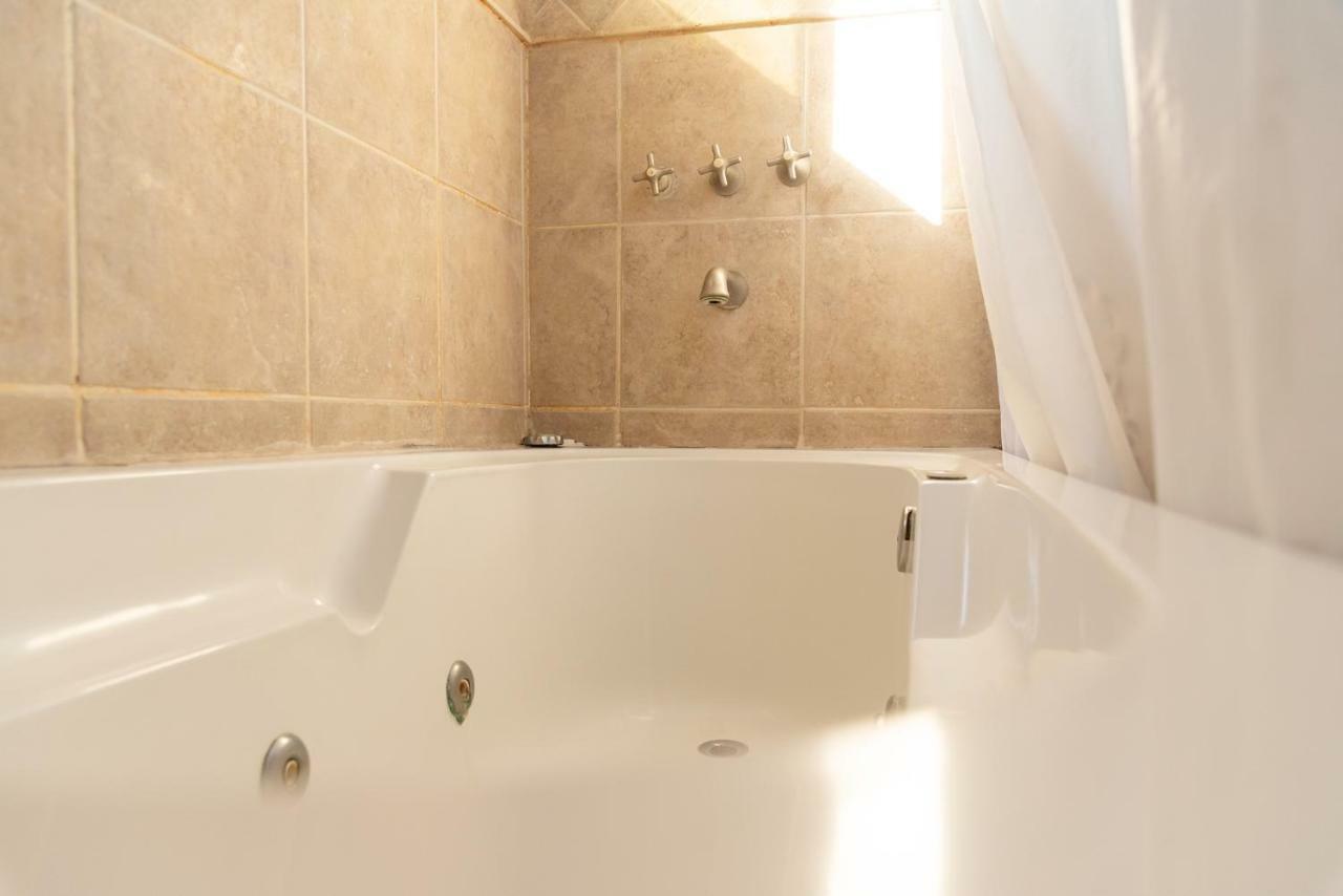 La Delfina Hotel Санта Роса Екстериор снимка